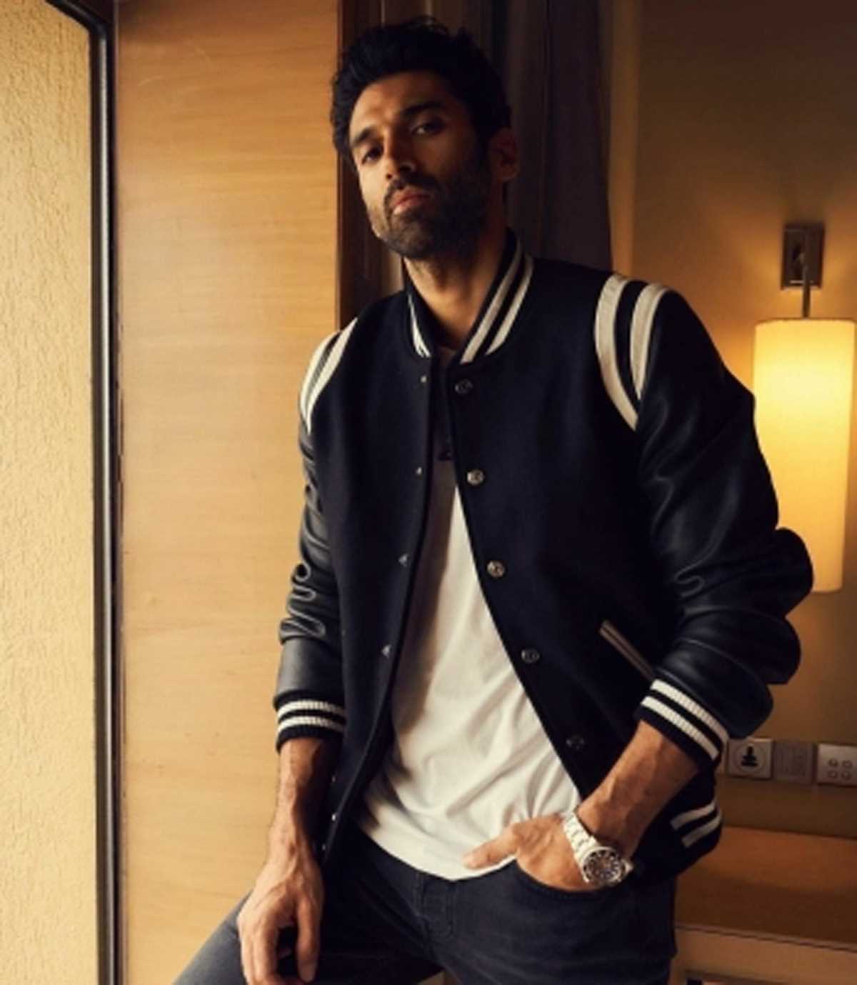 आदित्य रॉय कपूर ने कठिन परिस्थितियों में की गई द नाइट मैनेजर की शूटिंग को याद किया